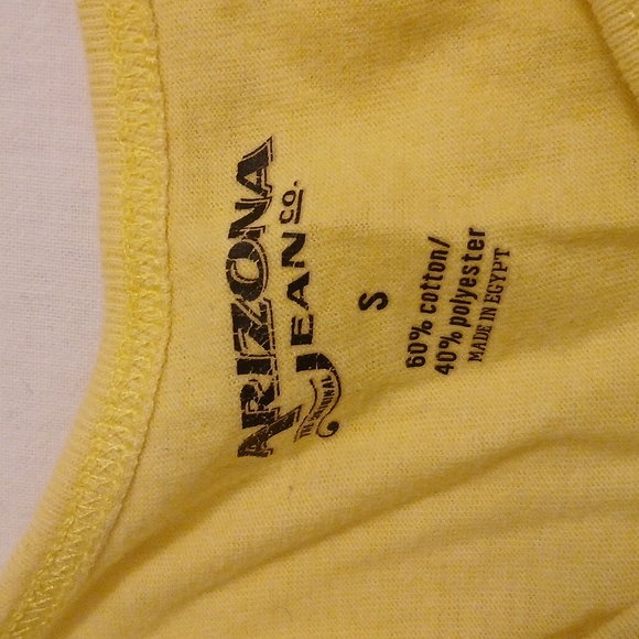Arizona Jeans Co. Set Of 3 Tanks. - Picture 4 of 5